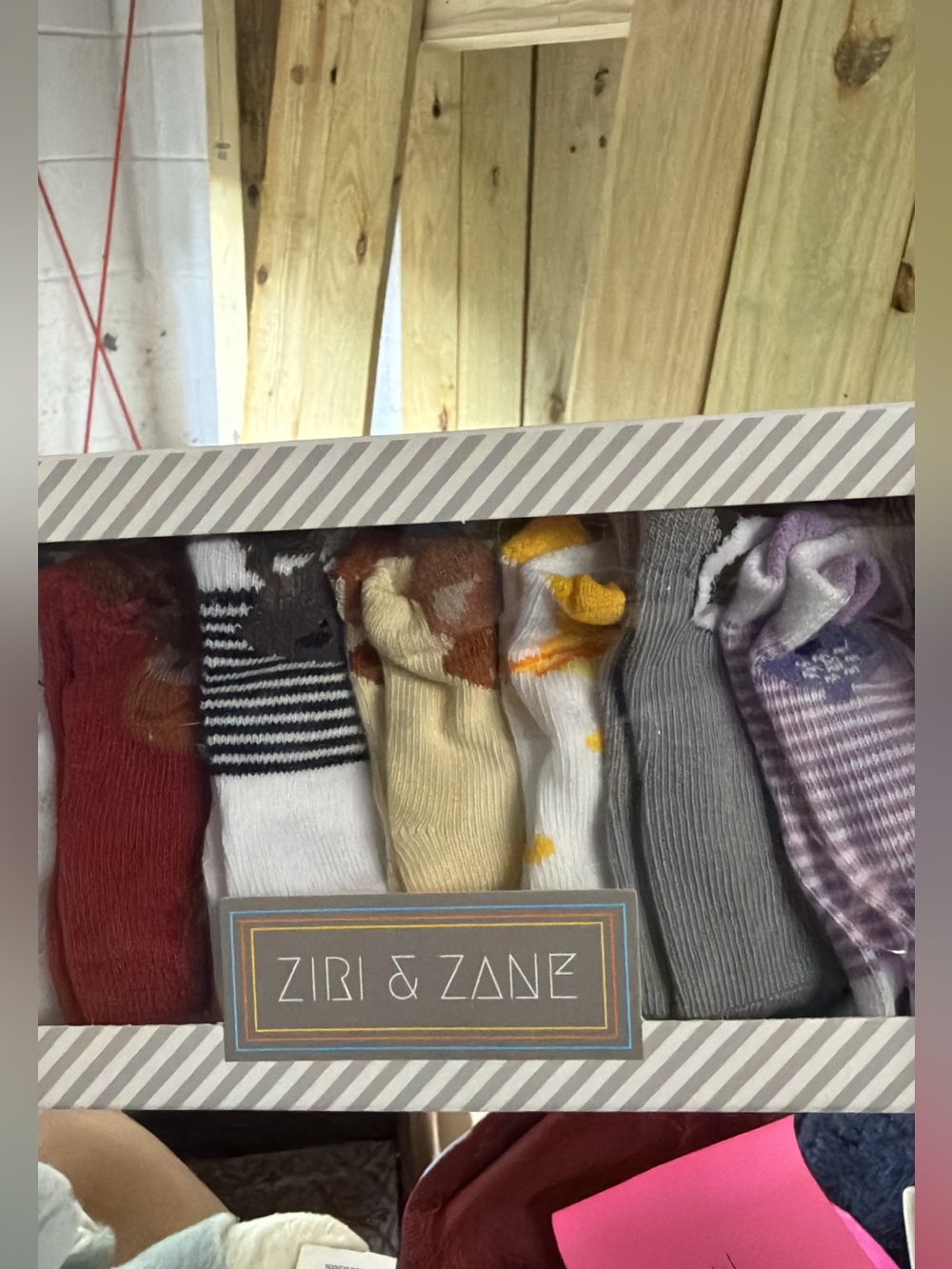 Unisex socks. 7 pairs. New. 0/3 months